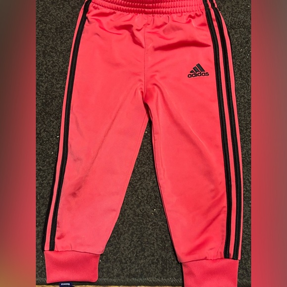 Adidas kids Size 24M Pink 3 Stripe Pull On Elastic Waist Crop Track Pants - Picture 3 of 6